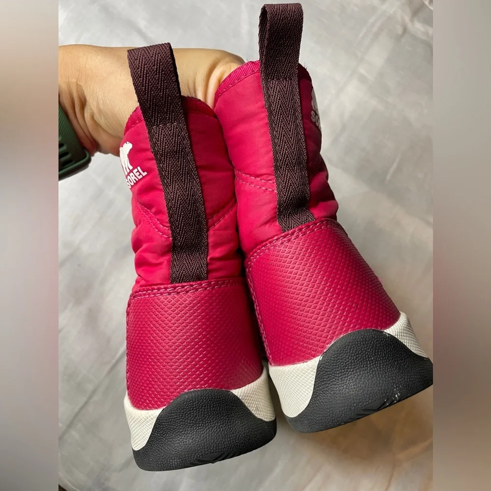 Sorel Girl's Whitney II Waterproof Outdoor Insulated Winter Snow Boots Sz 1 Kids